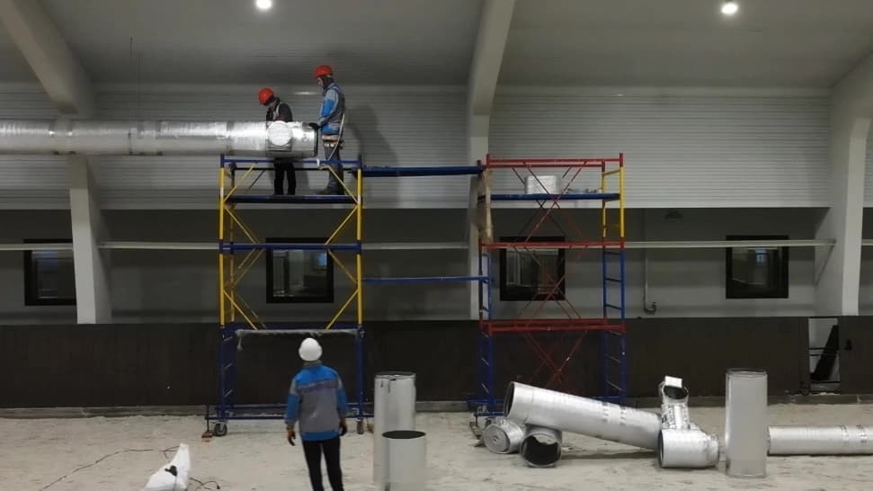 Монтаж повітропроводів і вузлів кріплення на об’єкті.