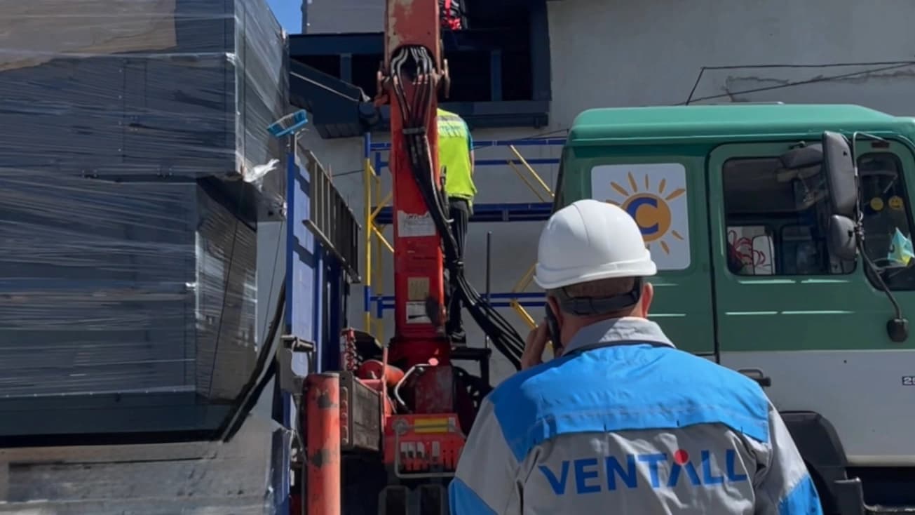 VENTALL representative on site supervising the implementation of the engineering solution.